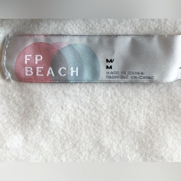 FP Beach NWT ivory crop top, long sleeves.  Size M - Picture 5 of 7